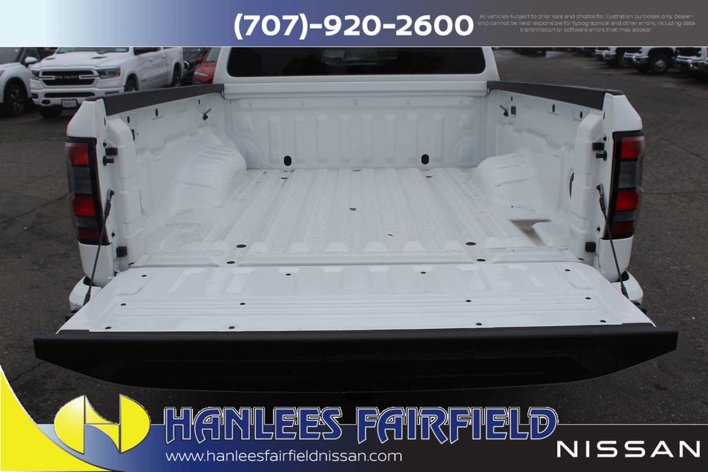 Used 2023 Nissan Frontier SV w/ Tow Package image 10