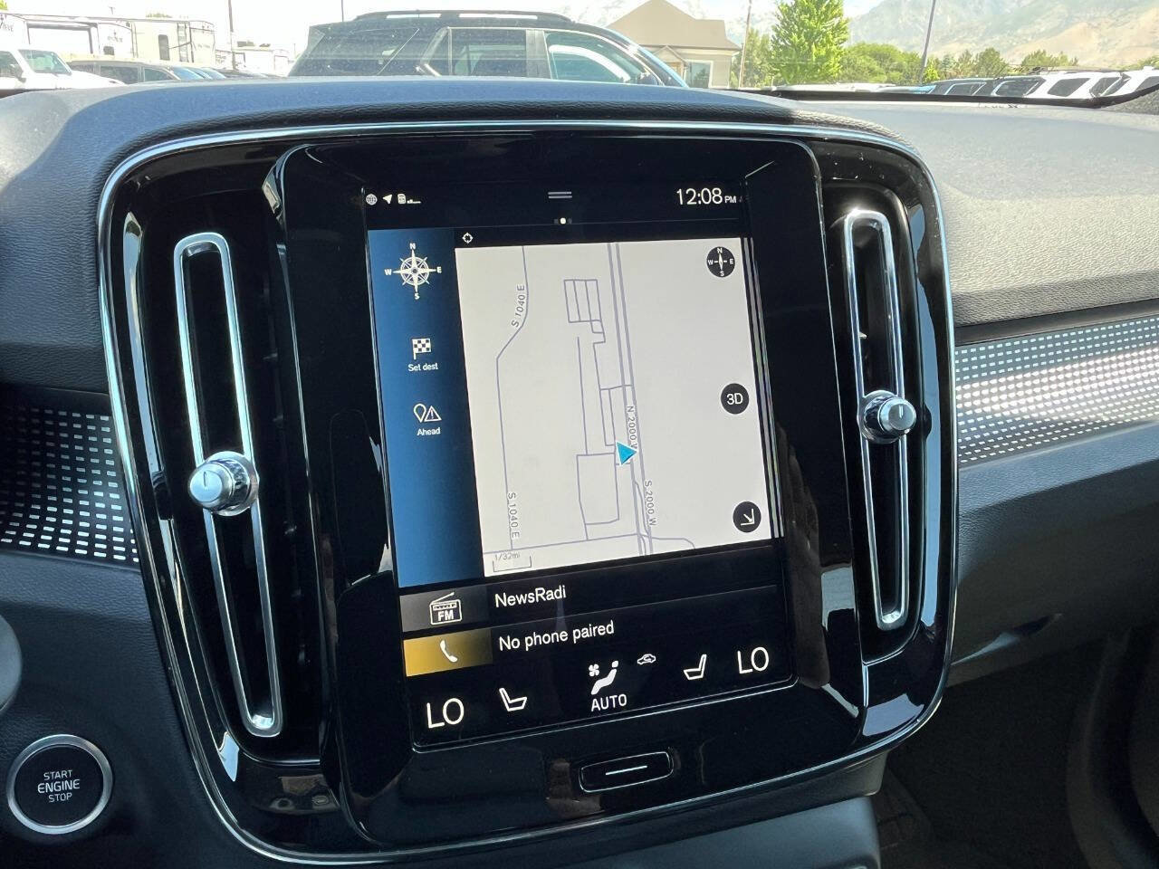 Used 2022 Volvo XC40 T5 R-Design w/ Advanced Package image 33