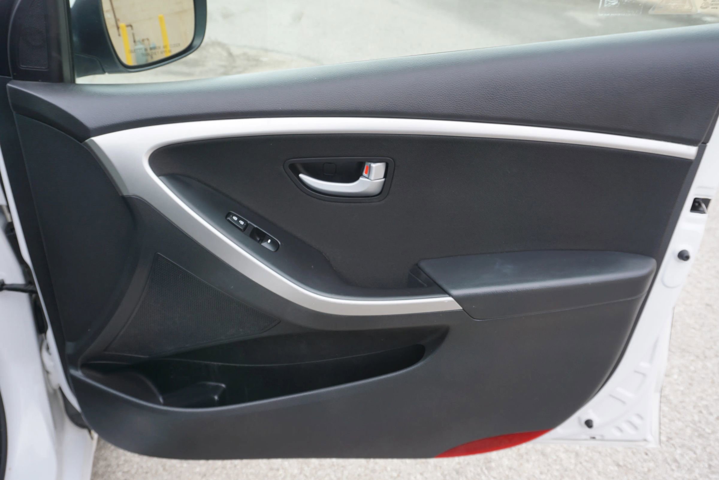Used 2014 Hyundai Elantra GT FWD image 13