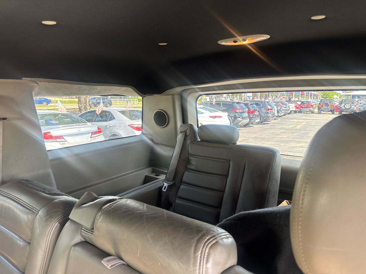 Used 2004 HUMMER H2 w/ Preferred Equipment Group AWD/4WD image 19
