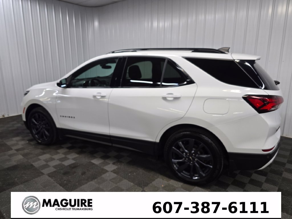 Used 2022 Chevrolet Equinox RS AWD/4WD image 4