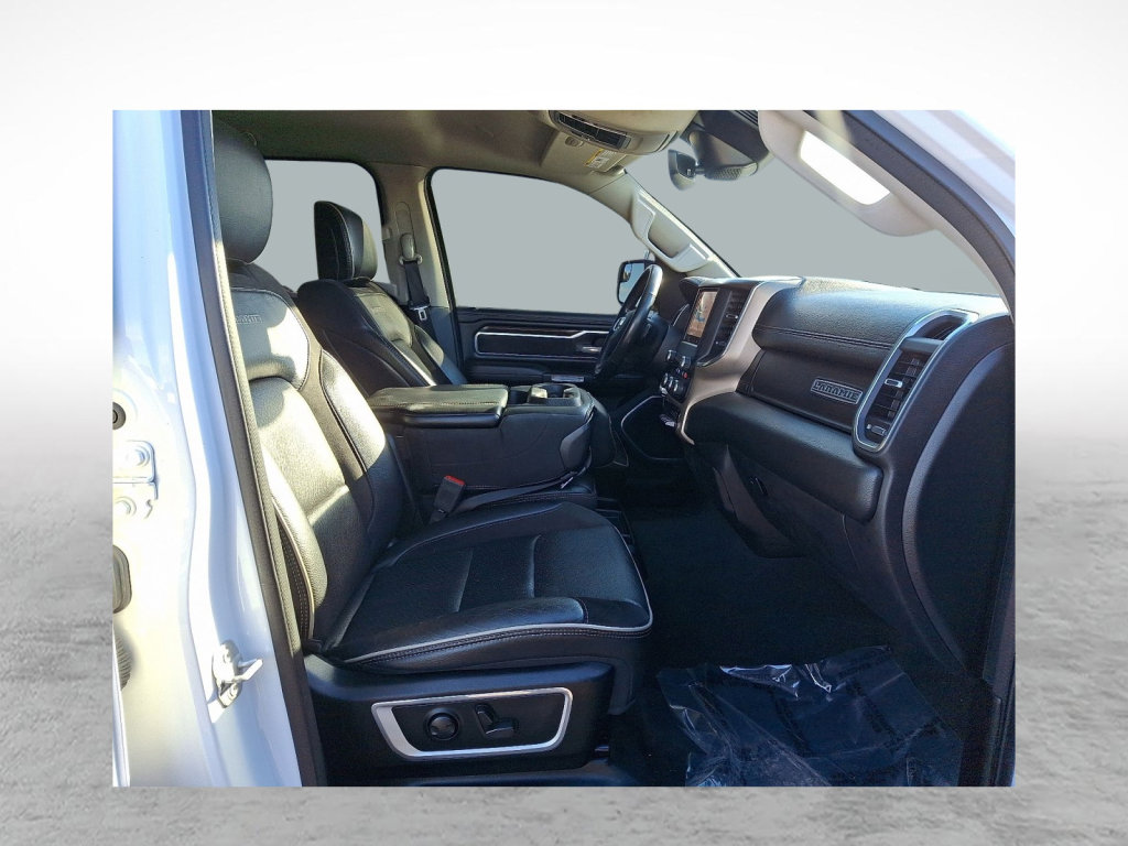 Used 2022 RAM 1500 Laramie AWD/4WD image 12