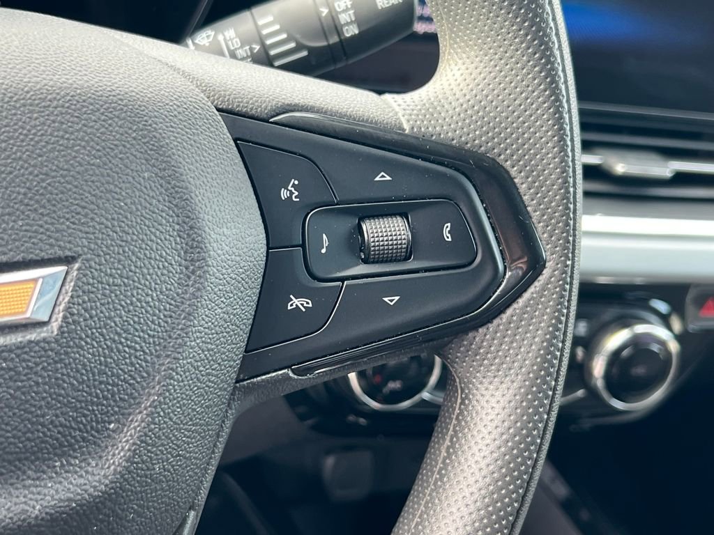 Used 2025 Chevrolet Trax LT image 18