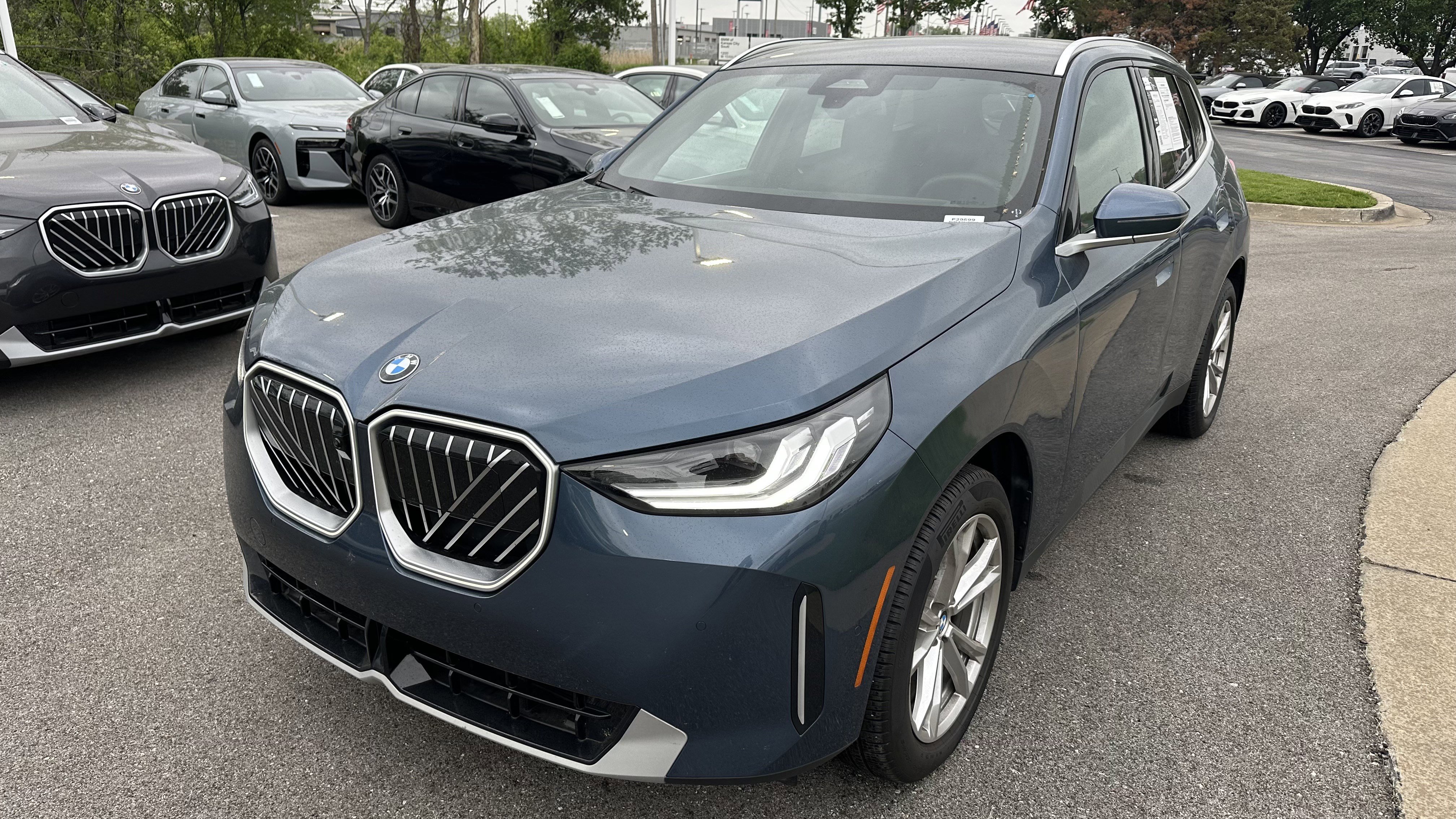Certified 2025 BMW X3 xDrive30 AWD/4WD image 5