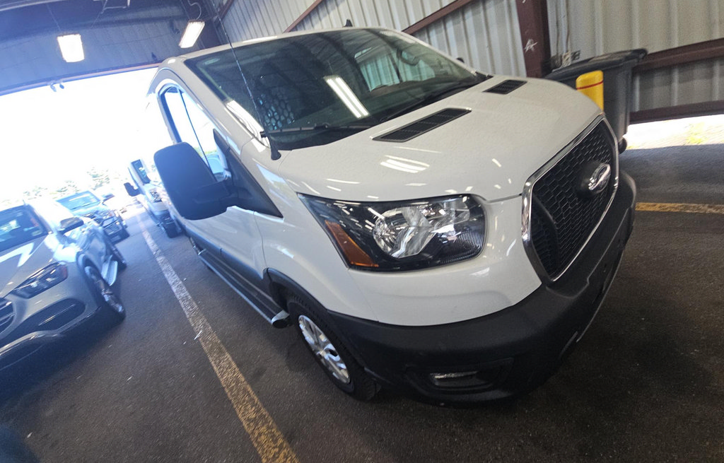 Used 2025 Ford Transit 250 Low Roof w/ Exterior Upgrade Package RWD image 1