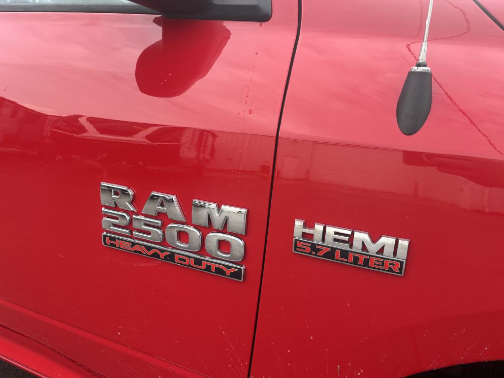 Used 2018 RAM 2500 SLT w/ Snow Chief Group AWD/4WD image 7