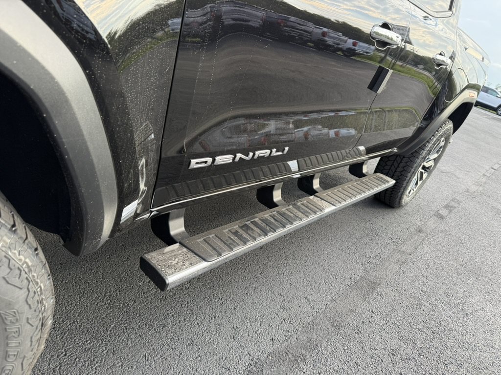 New 2026 GMC Canyon Denali AWD/4WD image 10