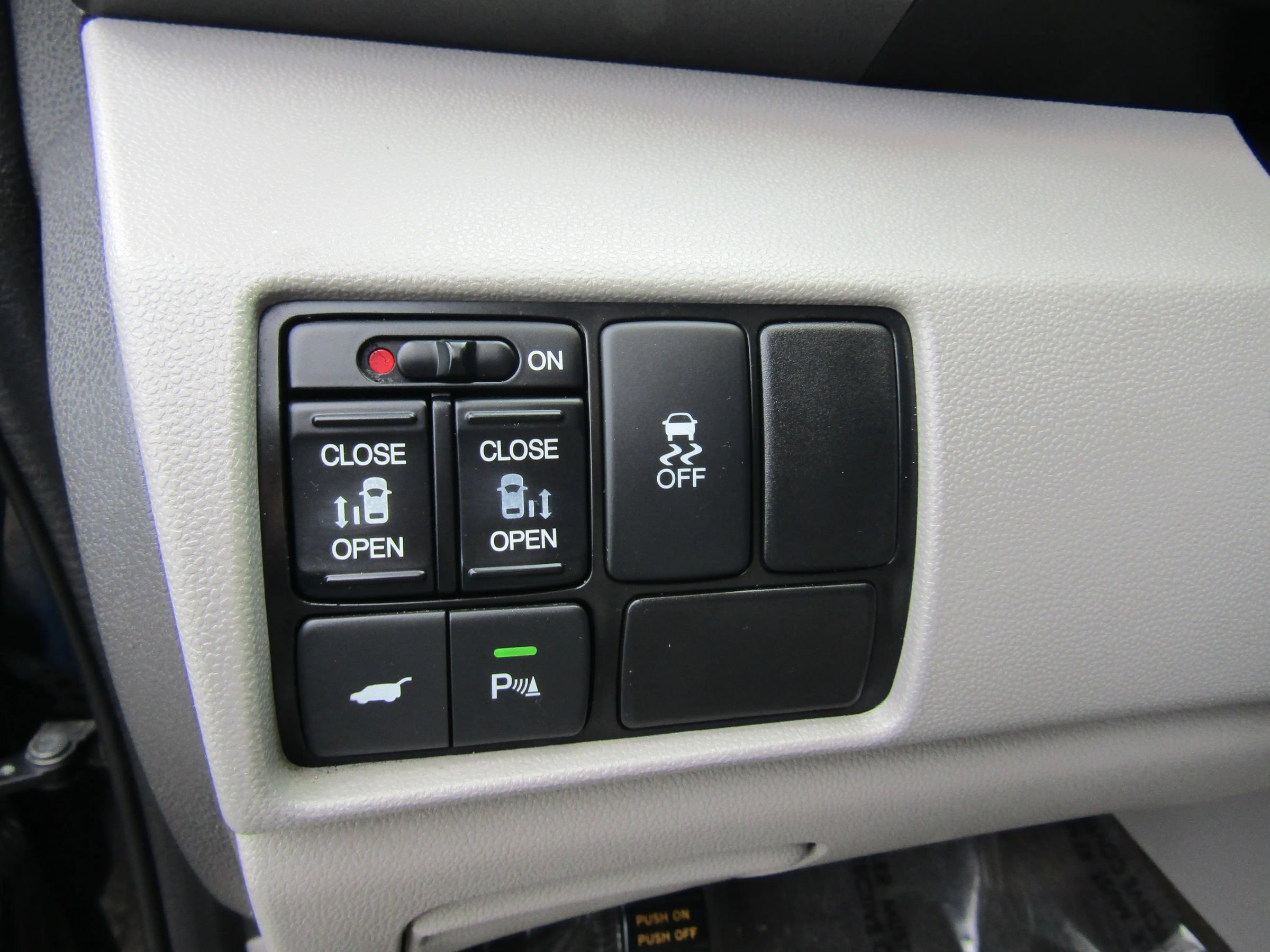 Used 2012 Honda Odyssey Touring image 17