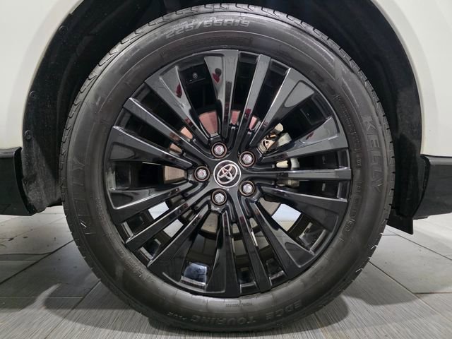 Used 2023 Toyota Venza Nightshade AWD/4WD image 26