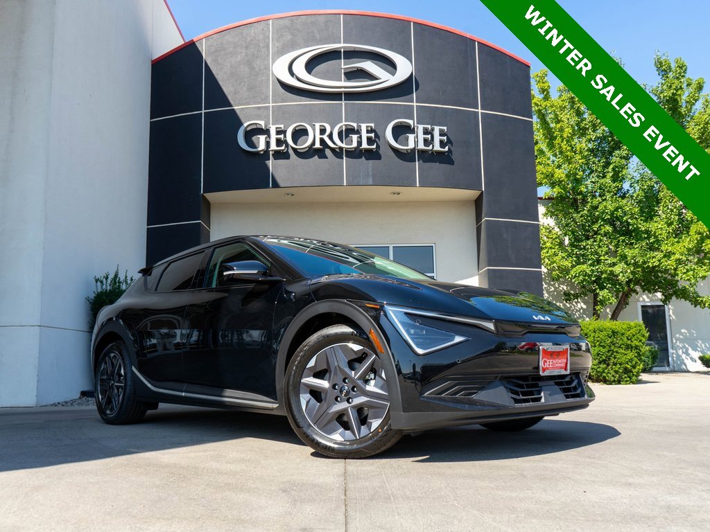 New 2025 Kia EV6 Light