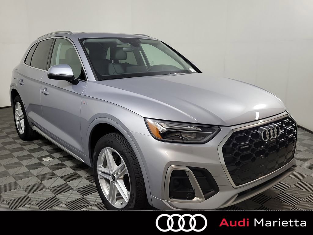Used 2024 Audi Q5 e Premium Plus w/ Premium Plus Package AWD/4WD video 1