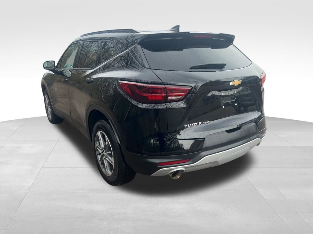 Certified 2024 Chevrolet Blazer LT w/ Convenience Package image 6