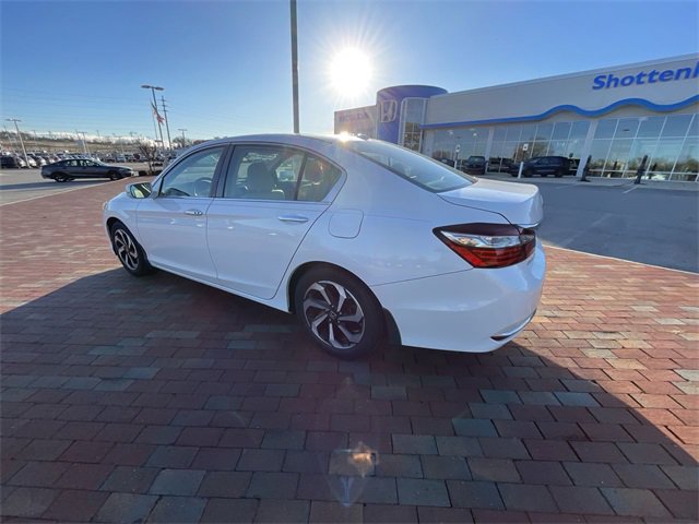 Used 2016 Honda Accord EX-L image 25