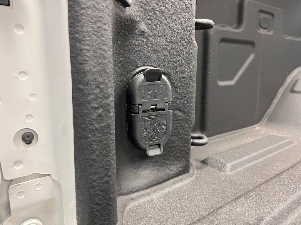 Used 2022 Chevrolet Silverado 2500 Custom w/ Custom Value Package image 23