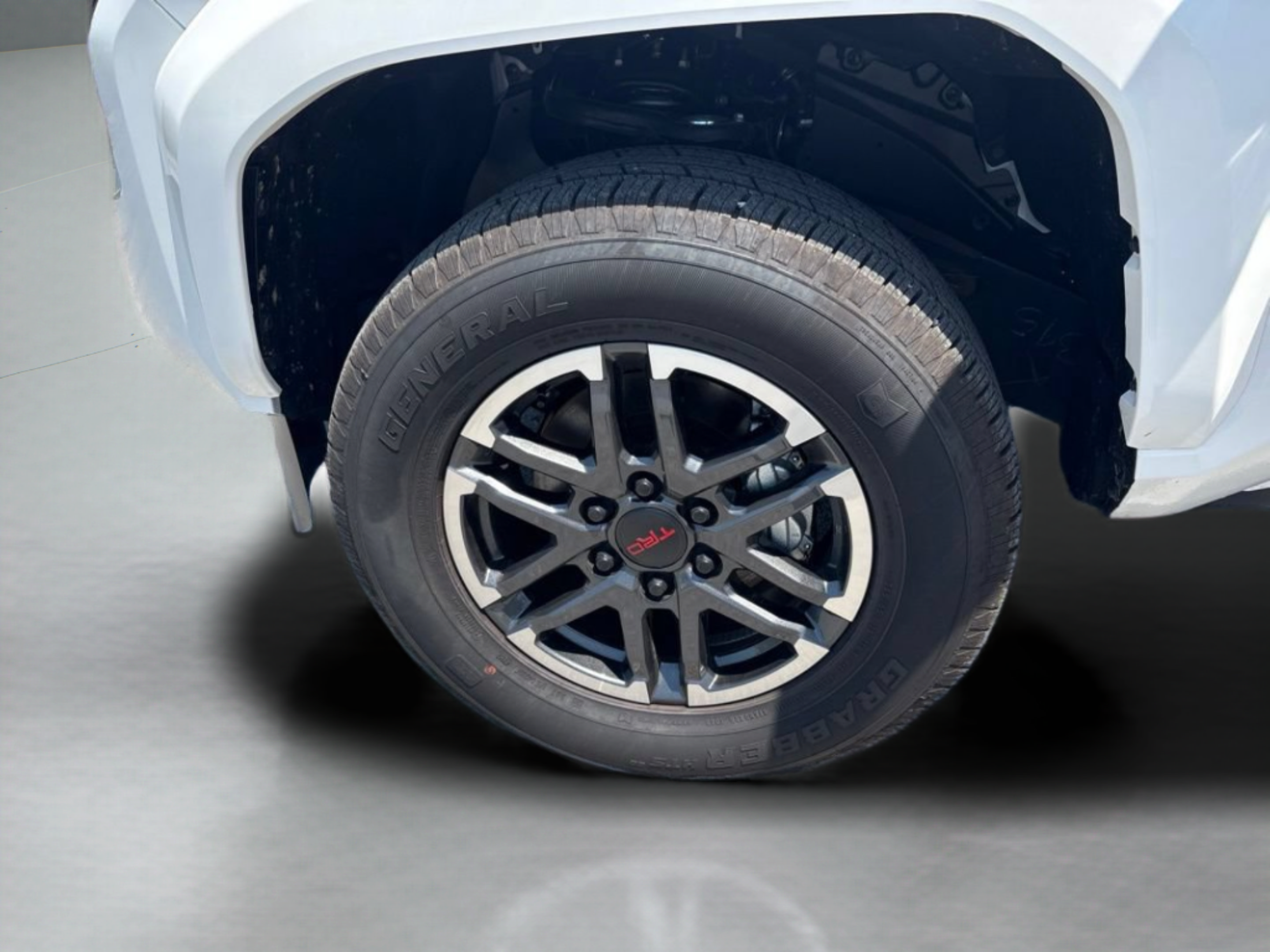 Certified 2026 Toyota Tacoma TRD Sport AWD/4WD image 32