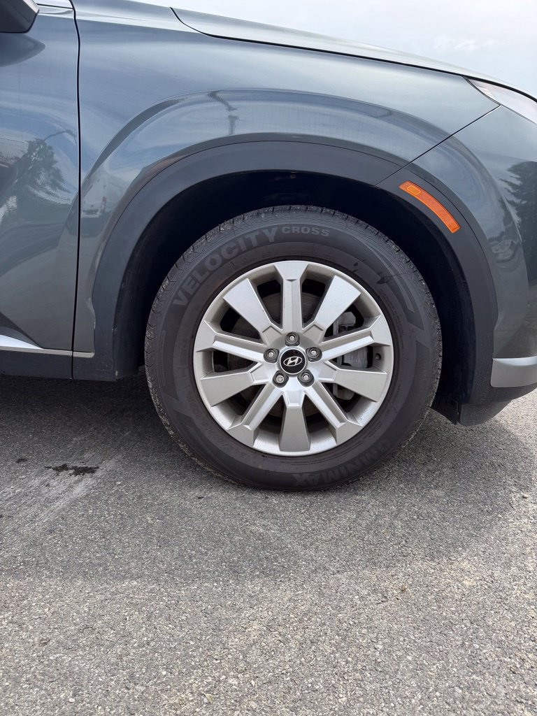 Used 2023 Hyundai Palisade SE AWD/4WD image 18