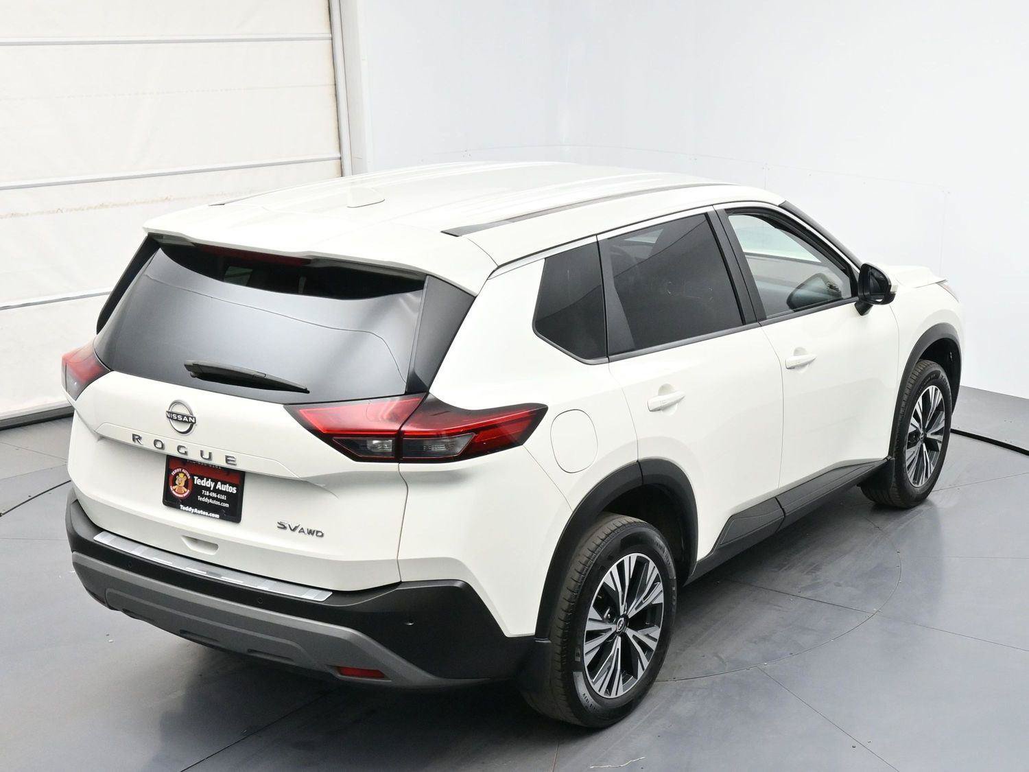 Used 2023 Nissan Rogue SV AWD/4WD image 35