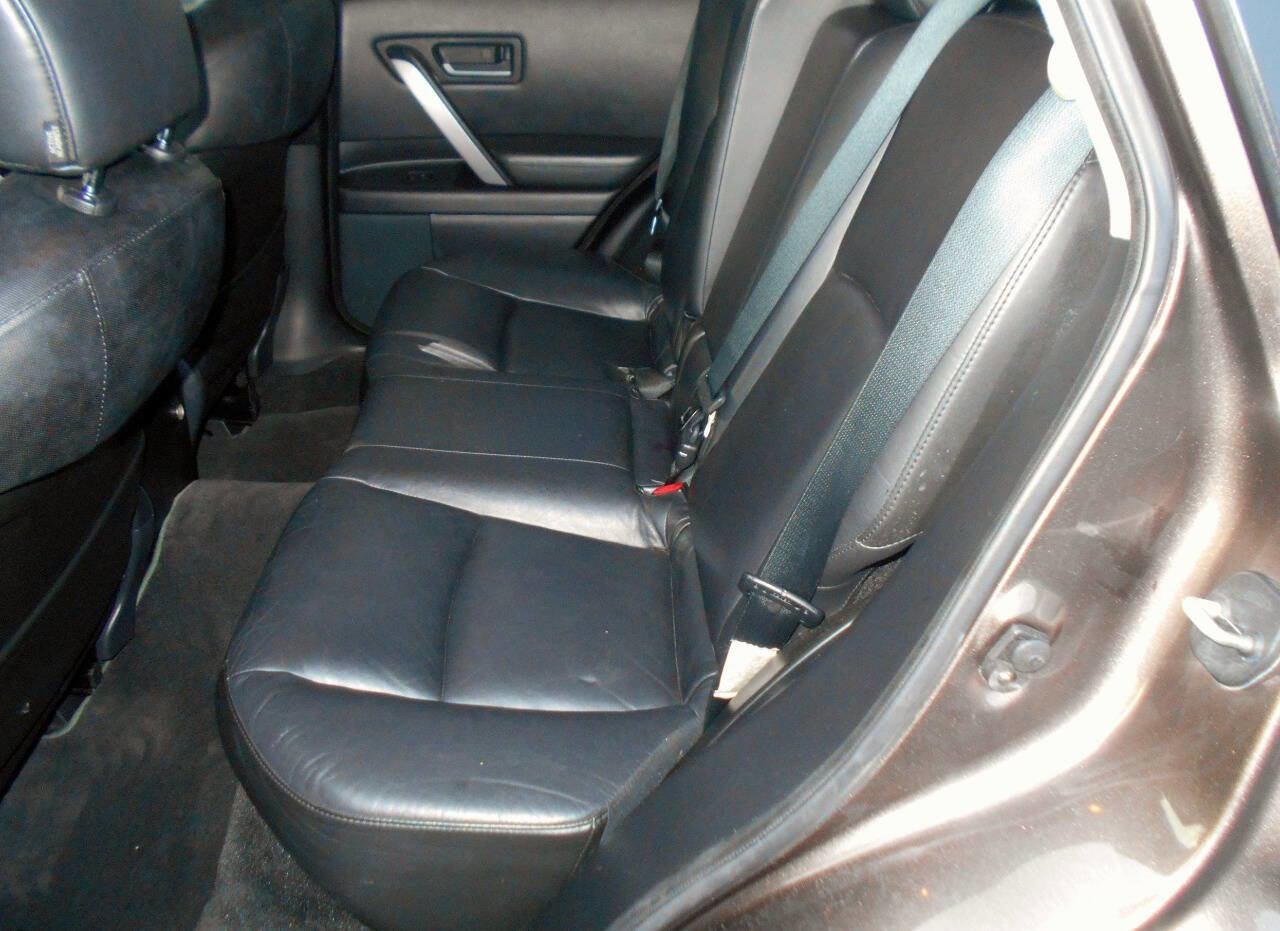 Used 2004 INFINITI FX45 AWD w/ Technology Pkg image 17