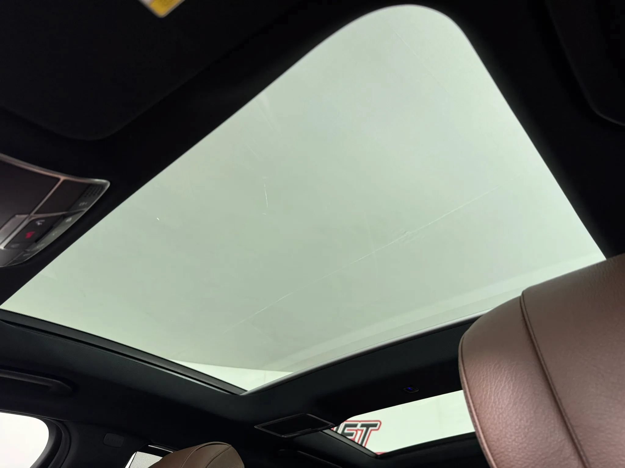 Used 2015 Mercedes-Benz S 550 Sedan image 23