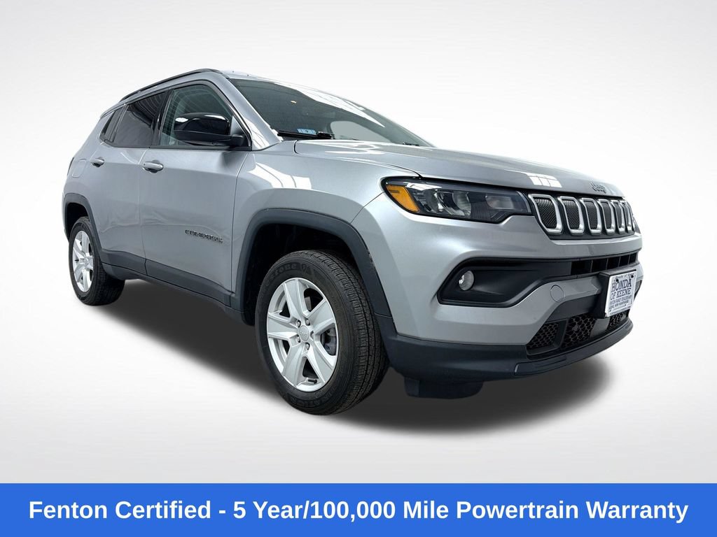 Used 2022 Jeep Compass Latitude w/ Convenience Group AWD/4WD image 1