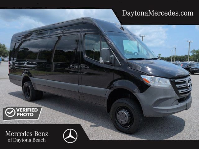 Used 2024 Mercedes-Benz Sprinter 3500 image 1