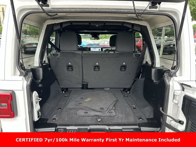 Used 2025 Jeep Wrangler Unlimited Sahara AWD/4WD image 14