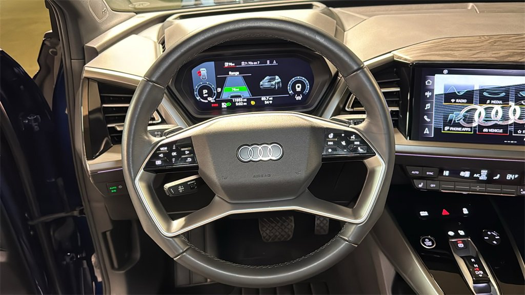 Used 2024 Audi Q4 e-tron Prestige image 19