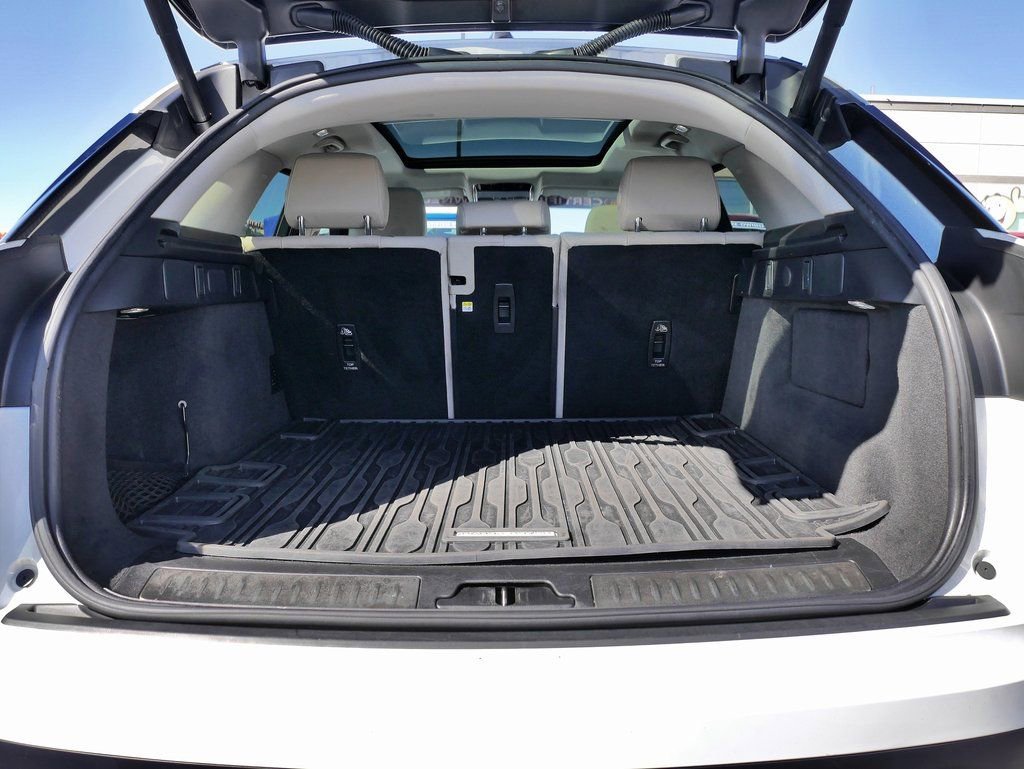 Used 2023 Land Rover Range Rover Velar S image 17