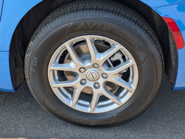 New 2026 Chrysler Pacifica Select image 8