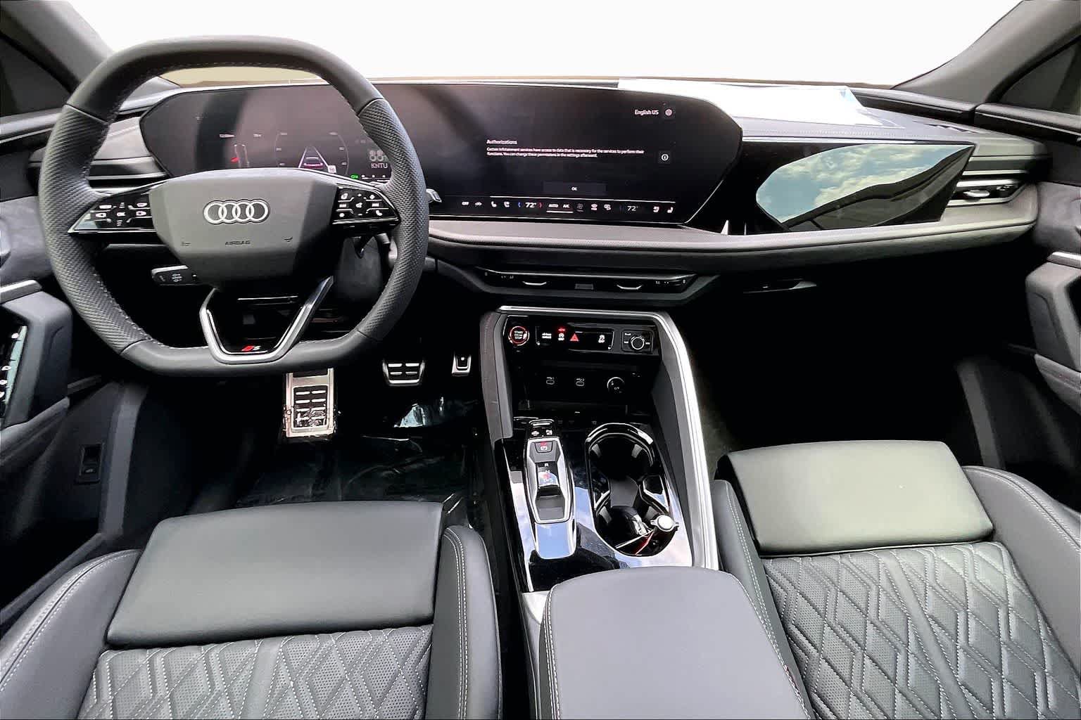 Used 2025 Audi SQ5 Premium Plus w/ Premium Plus Package AWD/4WD image 5