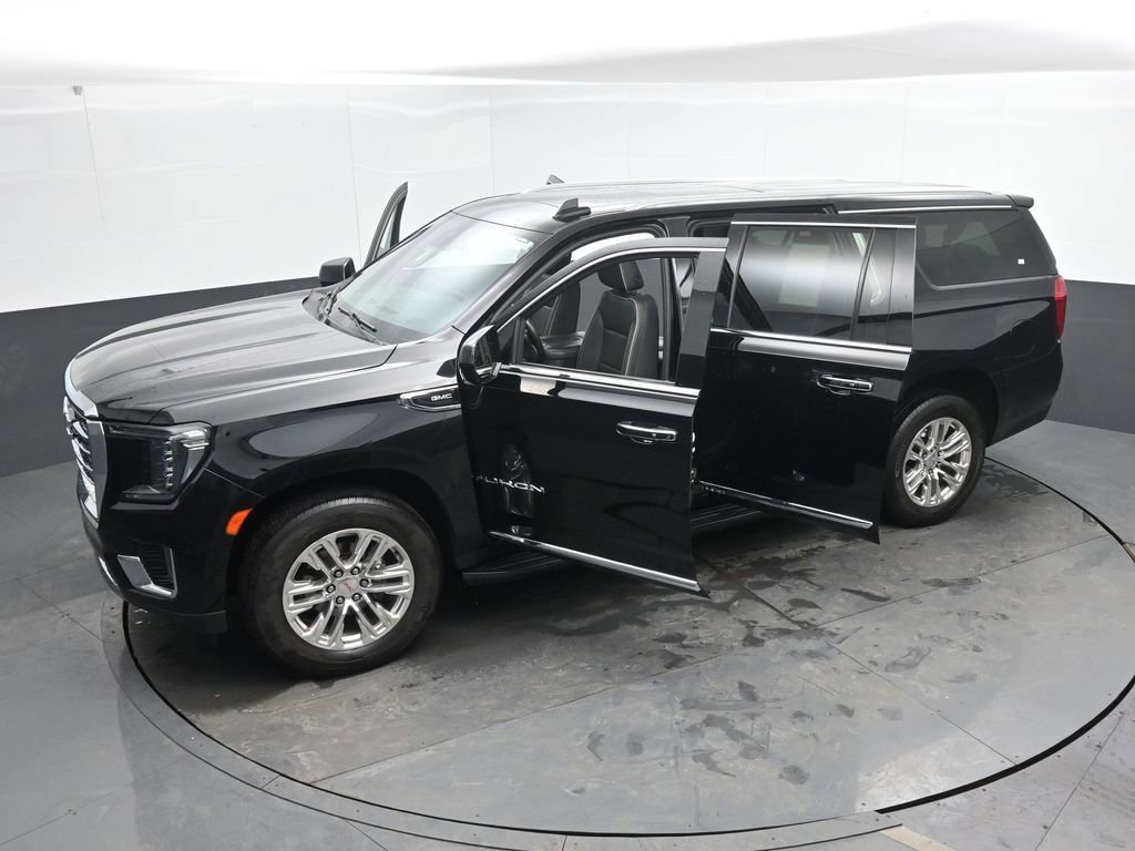 Used 2023 GMC Yukon XL SLT image 50