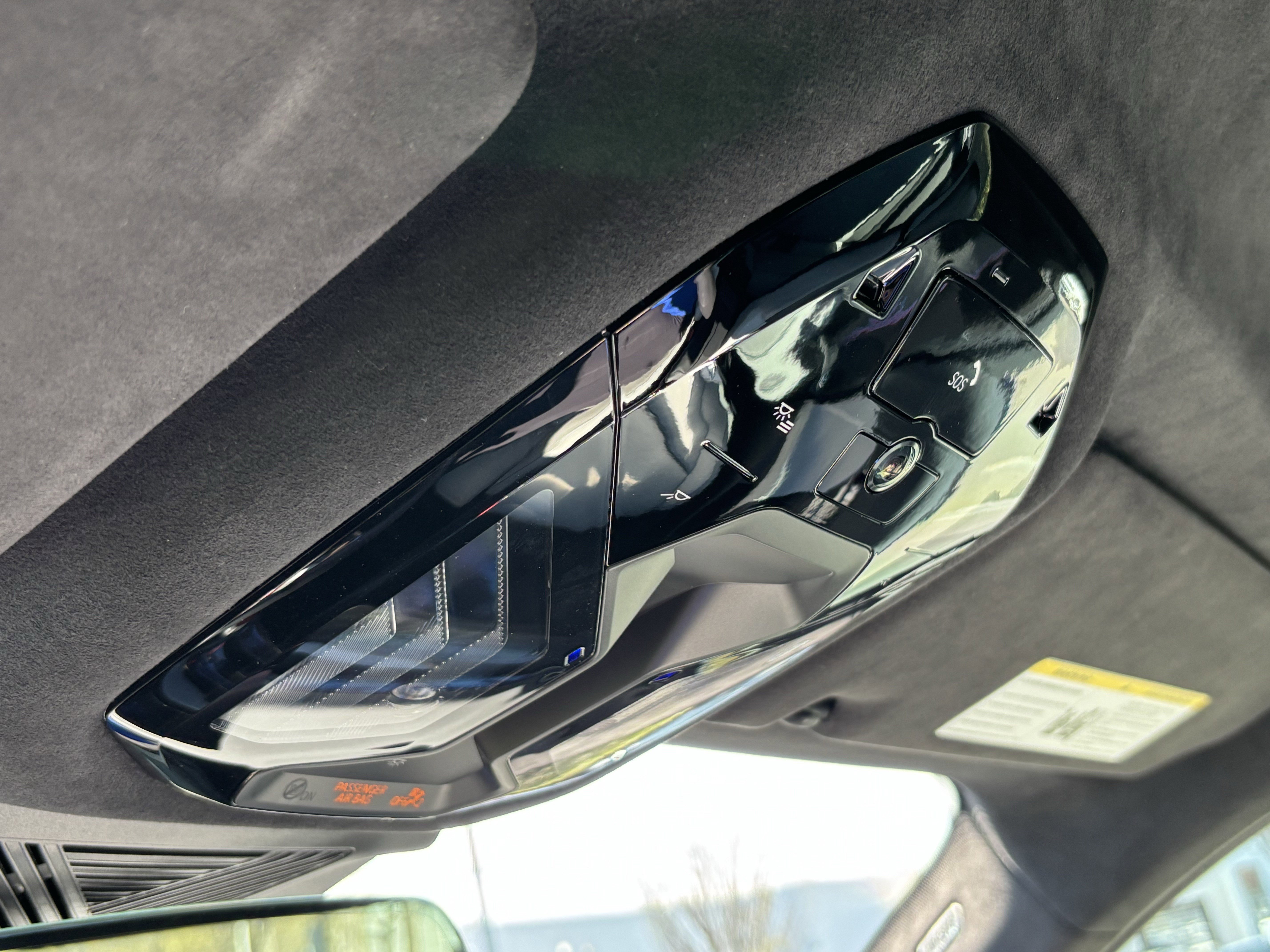 Used 2025 BMW M5 w/ Carbon Package AWD/4WD image 28