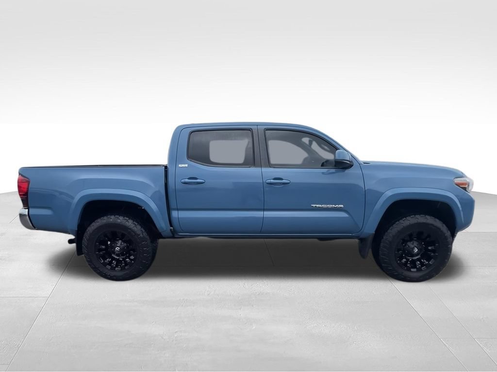 Used 2019 Toyota Tacoma SR5 AWD/4WD image 9