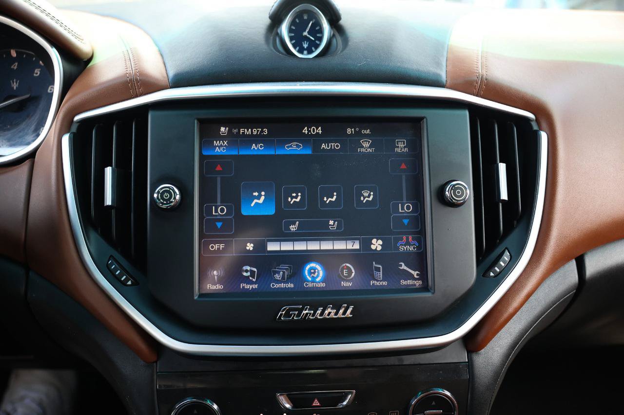 Used 2014 Maserati Ghibli S Q4 AWD/4WD image 33