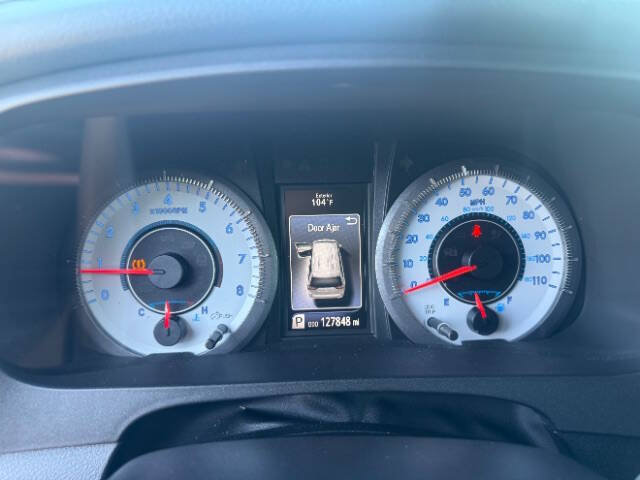 Used 2015 Toyota Sienna SE Premium FWD image 12