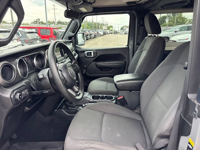 Used 2022 Jeep Wrangler Sport AWD/4WD image 6