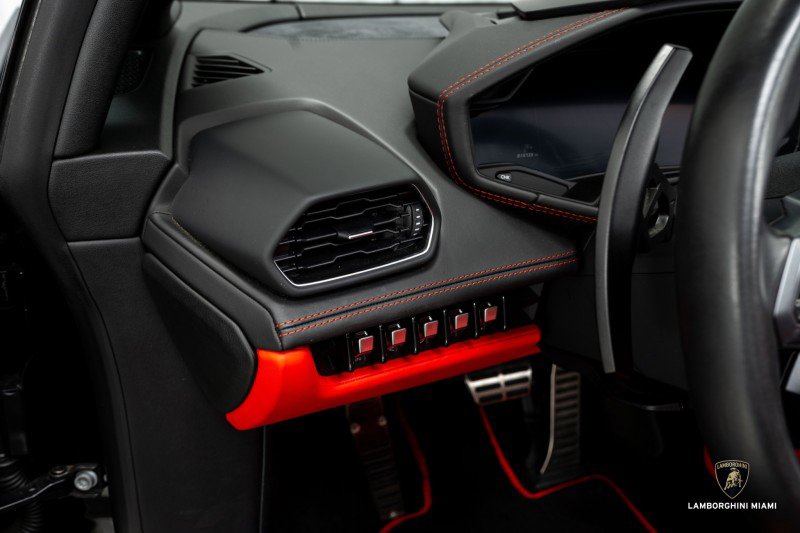 Used 2019 Lamborghini Huracan LP 580-2 image 30