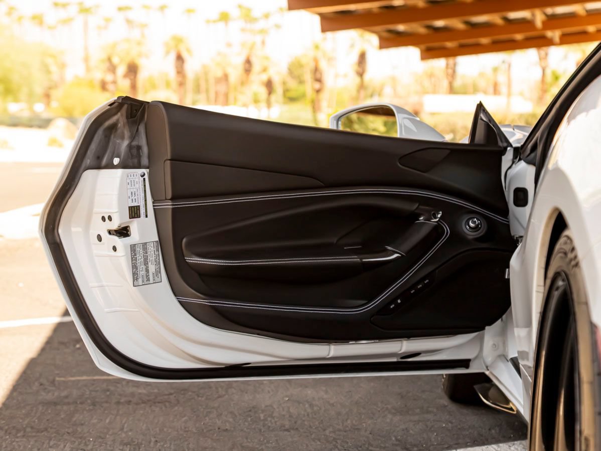 Used 2022 Ferrari F8 Tributo RWD image 16