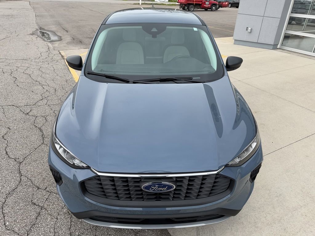 Used 2025 Ford Escape Active w/ Cold Weather Package FWD image 10