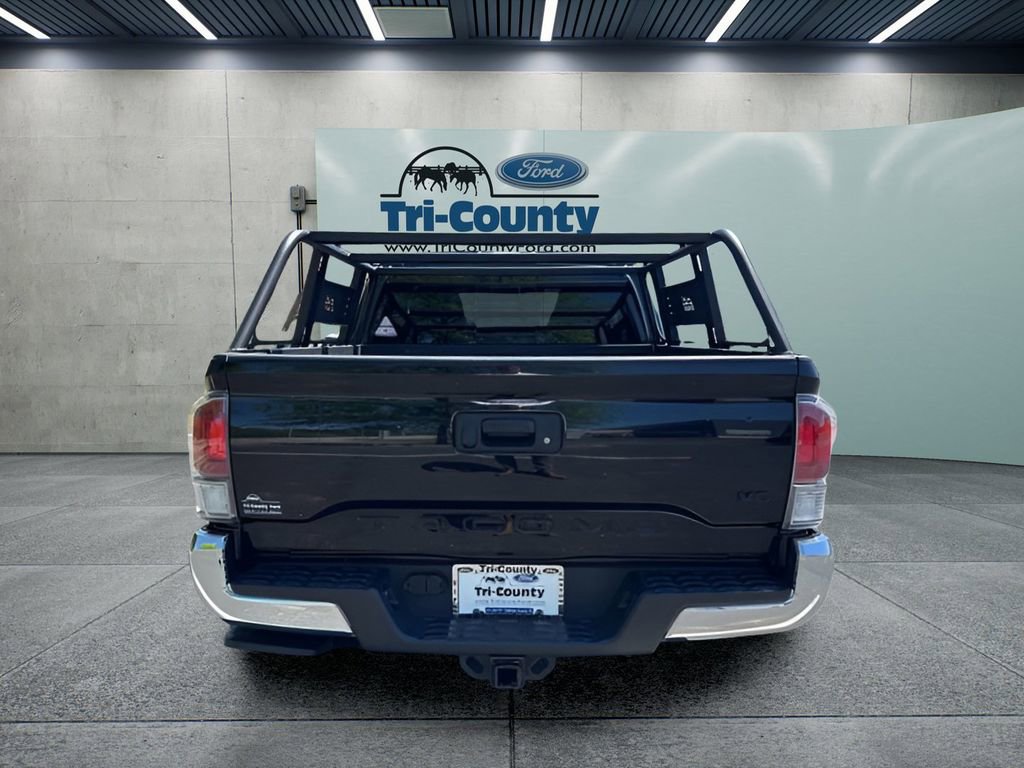 Used 2023 Toyota Tacoma TRD Off-Road image 6