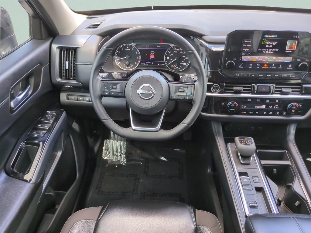 Certified 2023 Nissan Pathfinder SL image 15