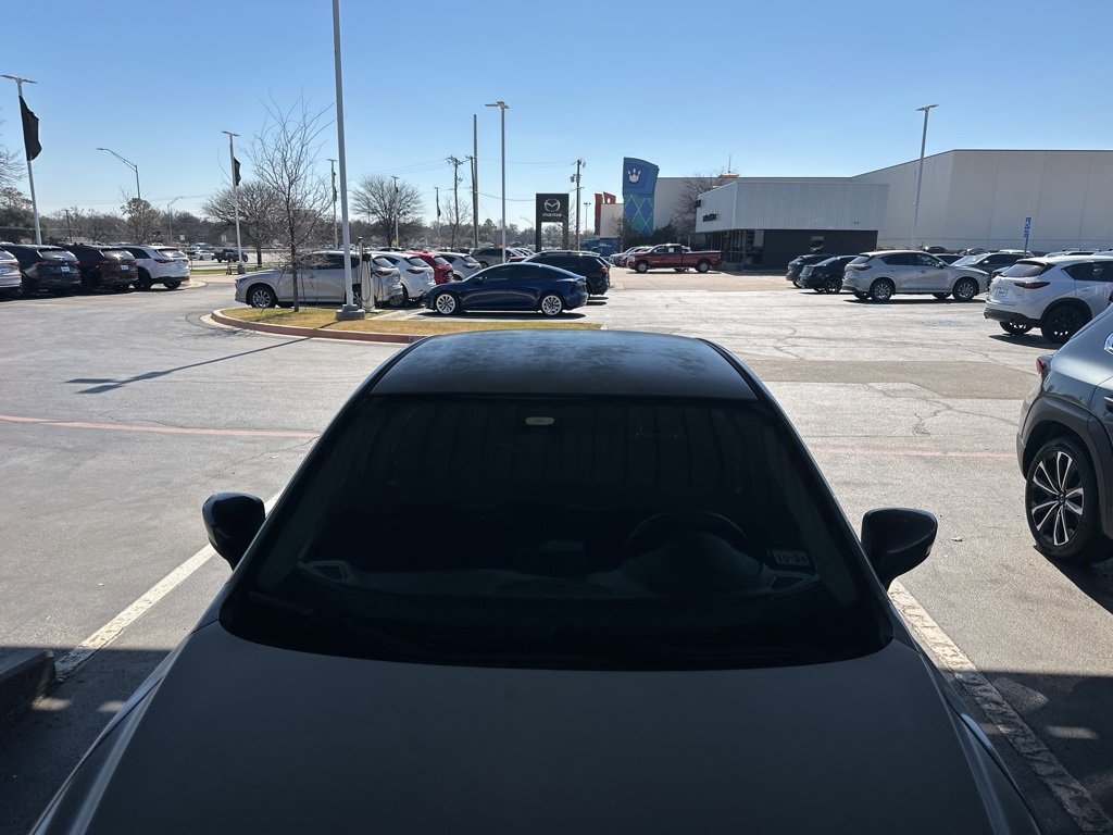 Used 2015 MAZDA MAZDA3 i SV image 9