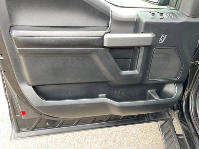 Used 2015 Ford F150 XLT w/ Equipment Group 302A Luxury AWD/4WD image 9