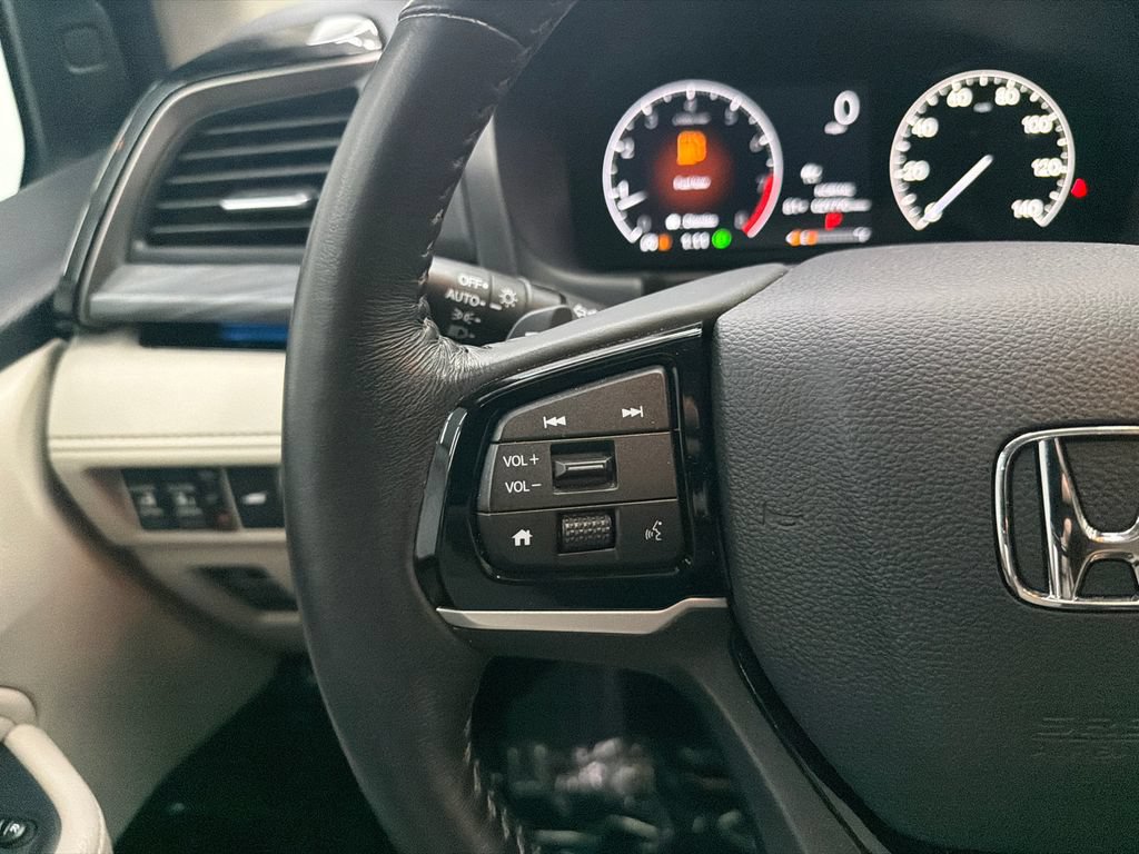 Certified 2025 Honda Odyssey Elite image 27