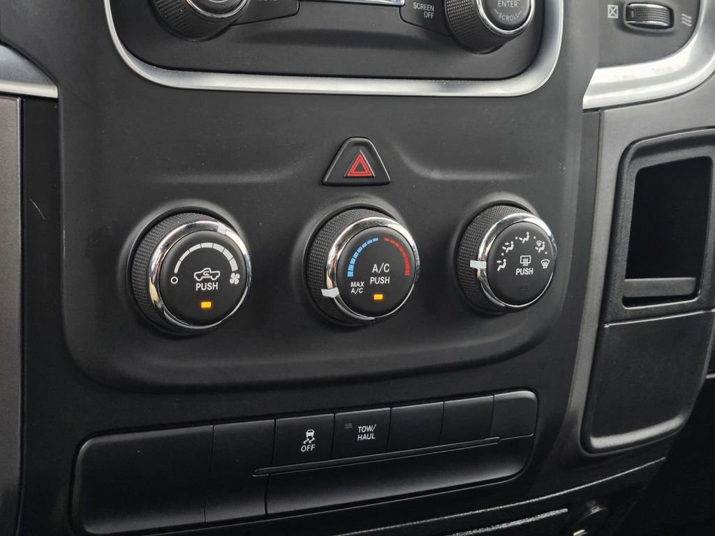 Used 2024 RAM 1500 Classic SLT image 21