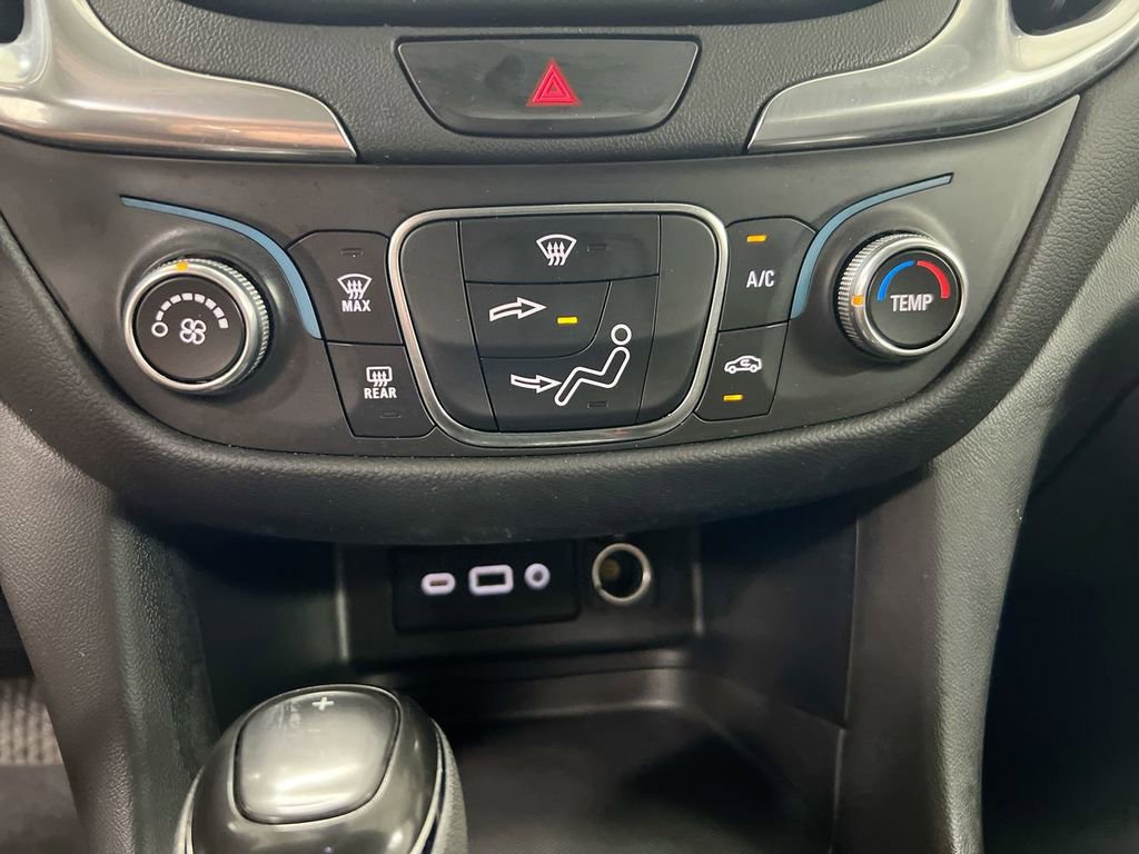 Used 2021 Chevrolet Equinox LT FWD image 16