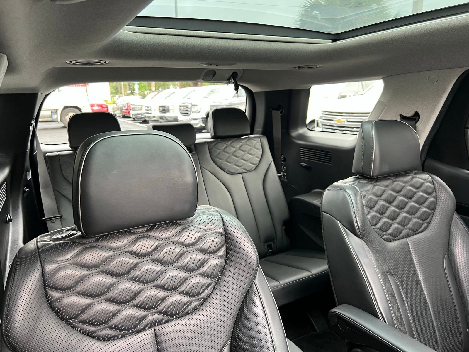 Used 2022 Hyundai Palisade Limited w/ Cargo Package image 58