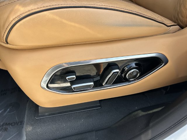 Used 2022 Jeep Grand Cherokee Summit w/ Luxury Tech Group V AWD/4WD image 19
