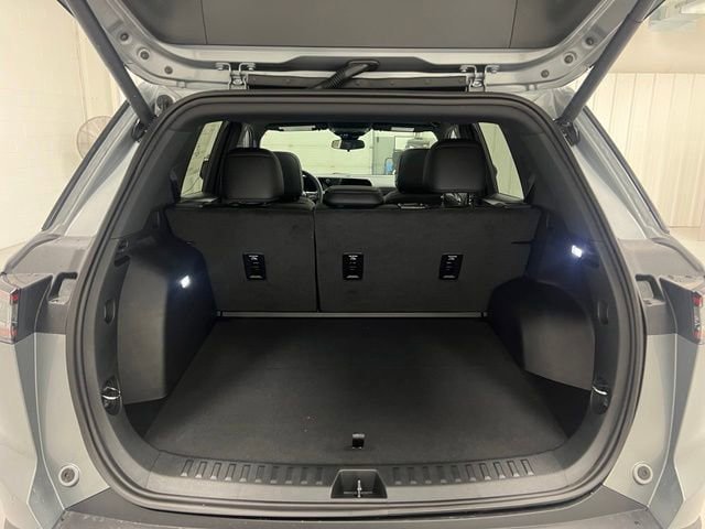 New 2026 Chevrolet Equinox RS w/ Convenience Package III AWD/4WD image 20