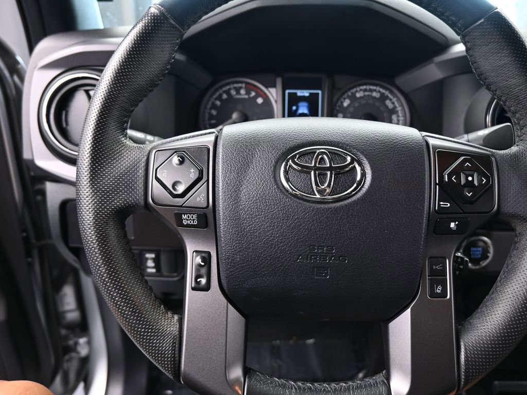 Used 2023 Toyota Tacoma TRD Sport image 16